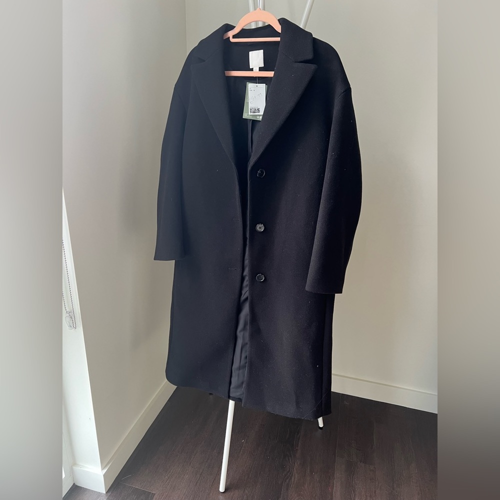 Black oversized coat